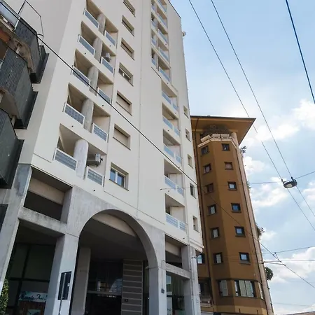 Апартаменты Navigli Милан